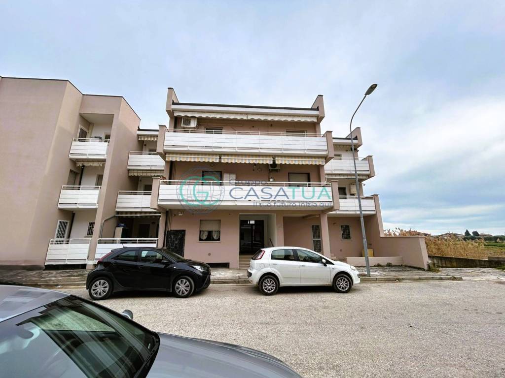 Box / garage a Martinsicuro in Via Pablo Picassco, 27 - Foto 3