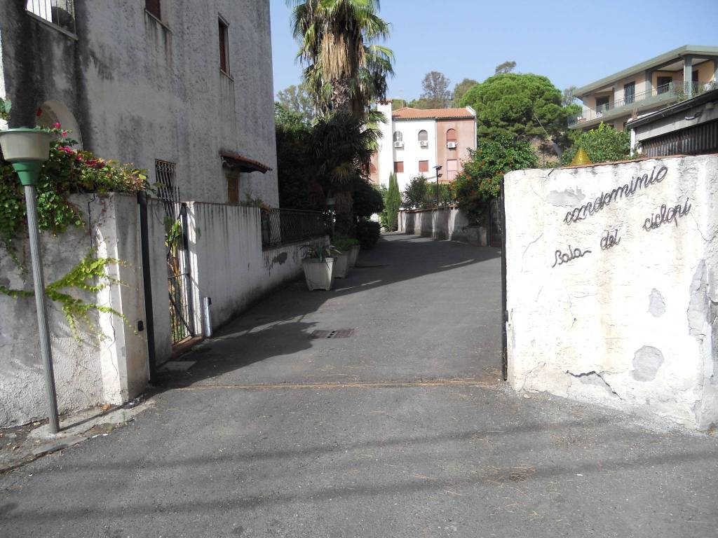 Appartamento a Aci castello in Via Livorno, 125 - Foto 2