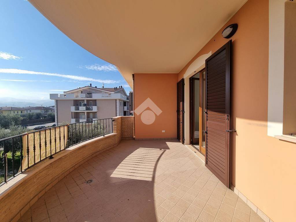 Appartamento a Notaresco in Via SS150, 96 - Foto 5