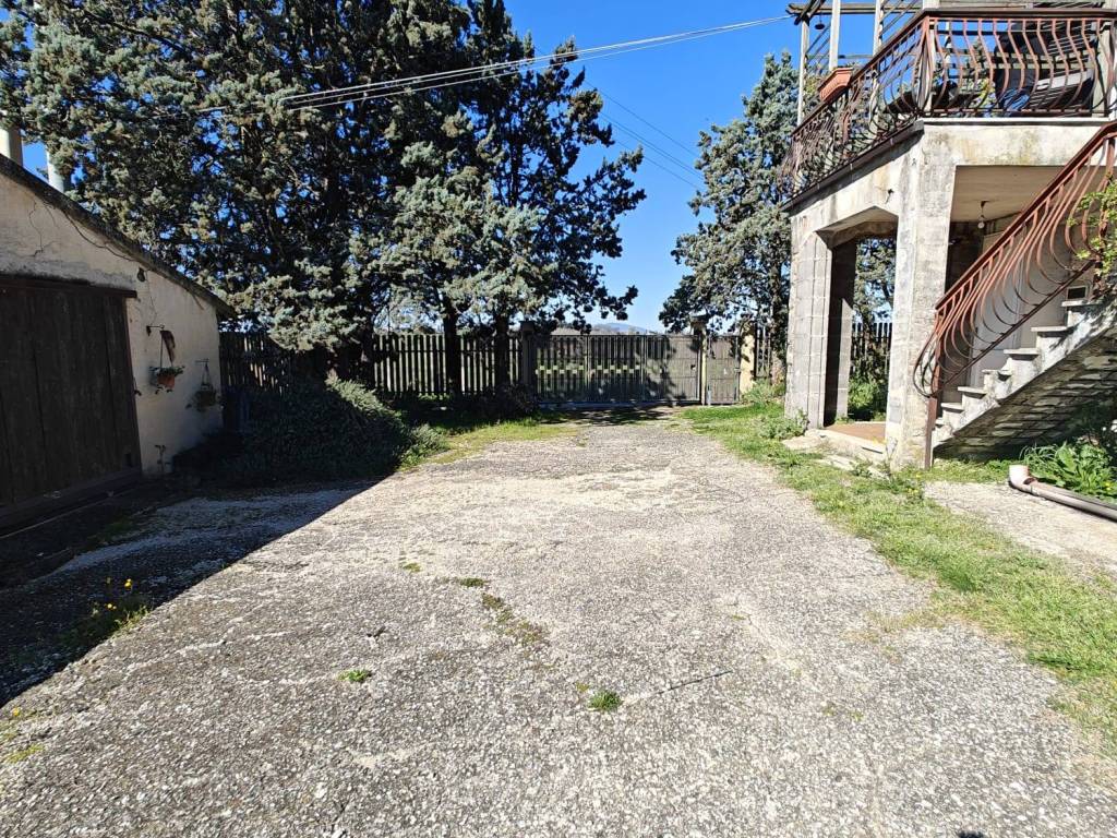 Villa a Magliano sabina in Via Collesala, 6 - Foto 5