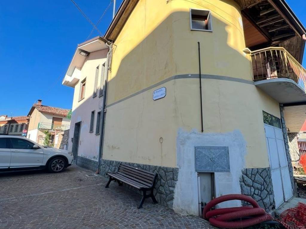 Palazzo / stabile a Monticello d'alba in VIA STAZIONE, 8 - Foto 4