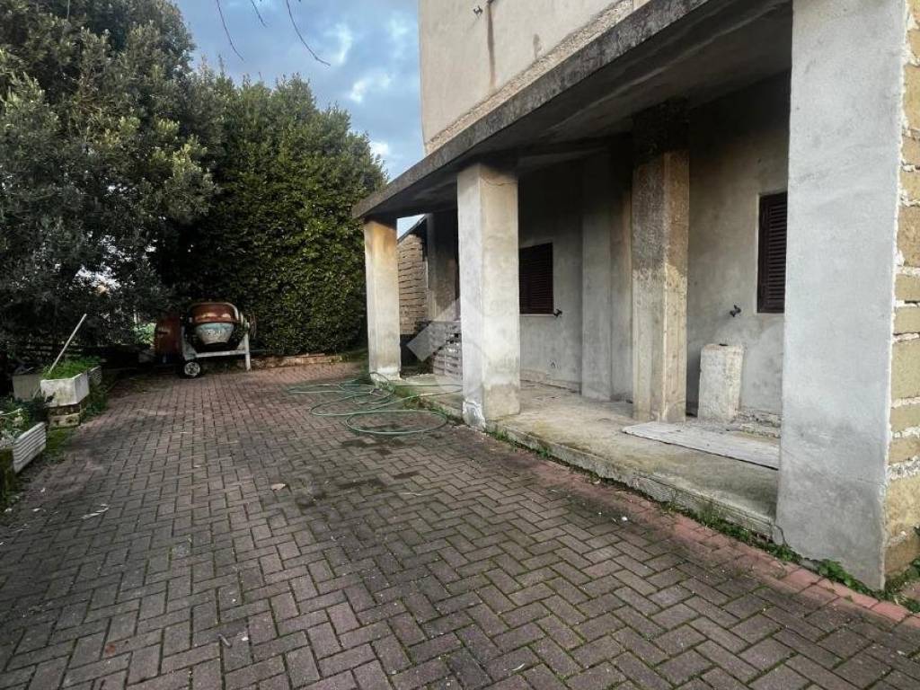 Casa indipendente a Ardea in Via montagnano d'ardea, 21 - Foto 3
