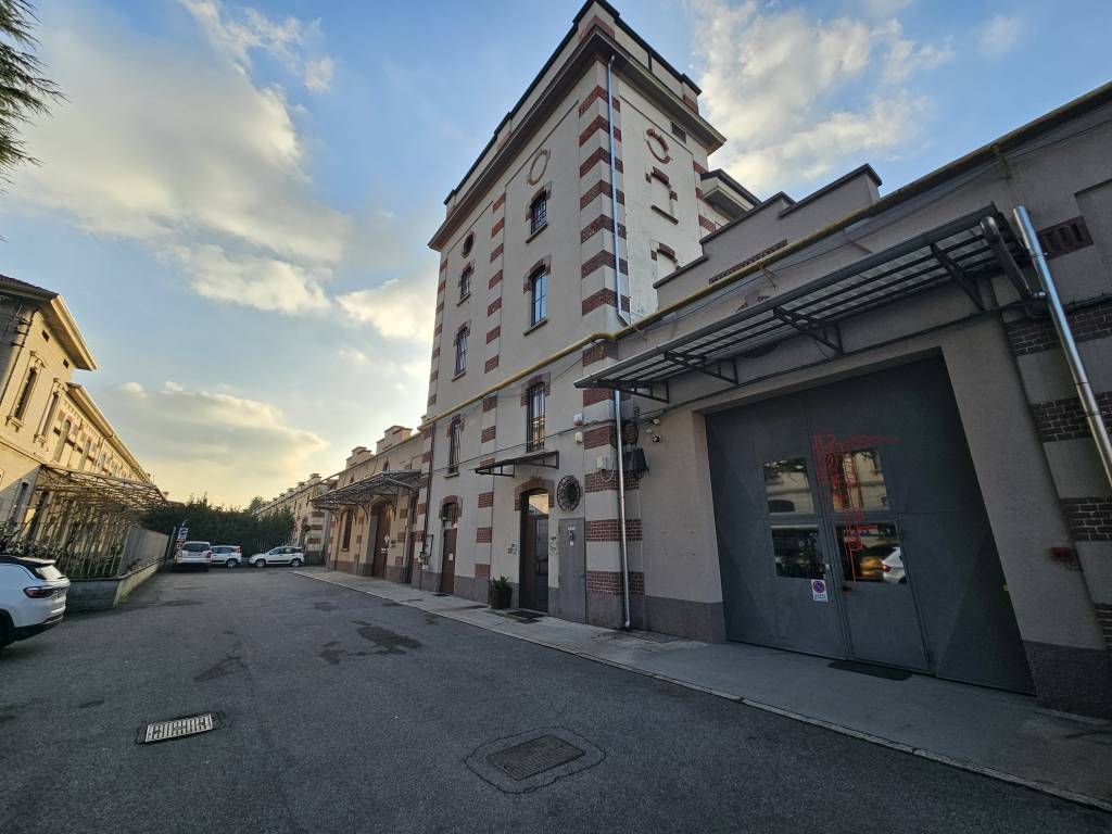 Immobile a Gallarate in Corso Leonardo da Vinci, 48 - Foto 2