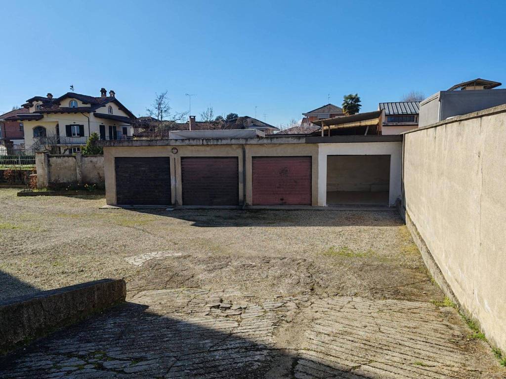 Box / garage a Sommariva del bosco in Via Luigi Einaudi - Foto 2