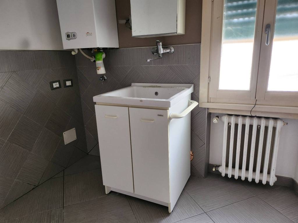 Appartamento a Salsomaggiore terme in Via Parma - Foto 4