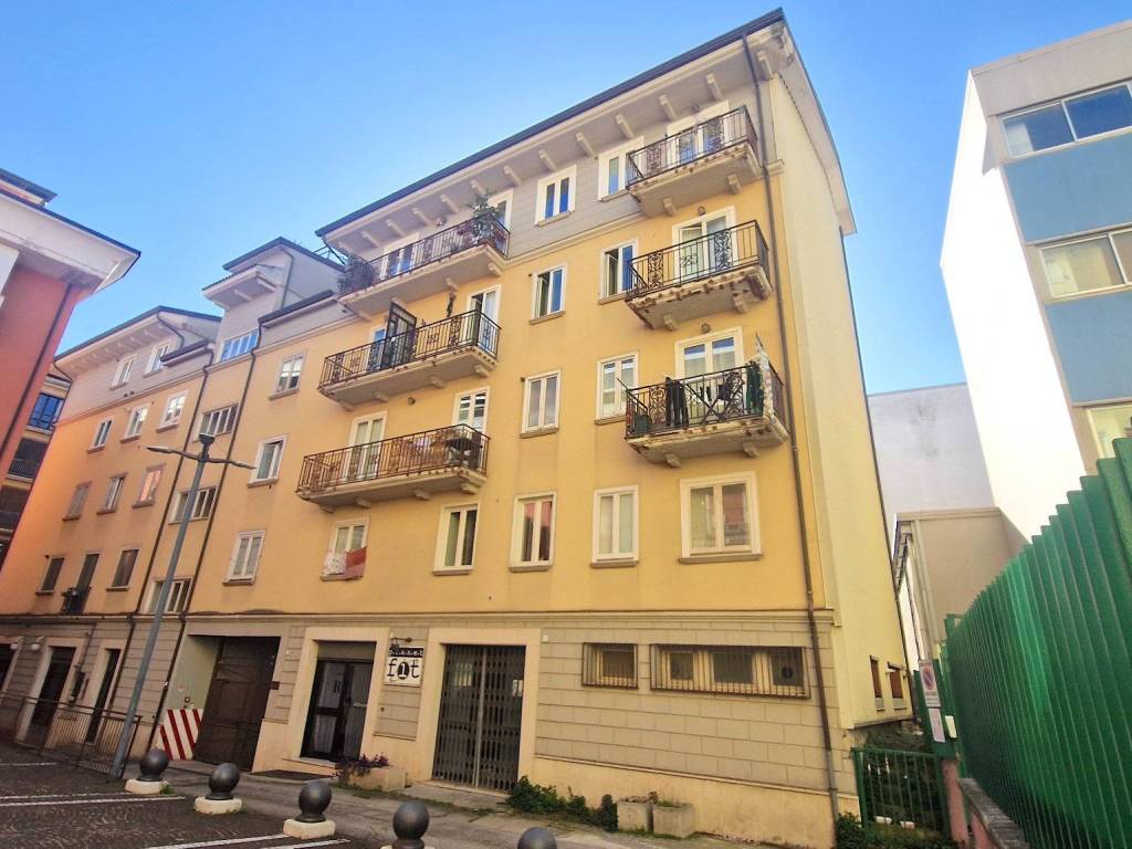 Box / garage a Avellino in Via Casale, 7 - Foto 2