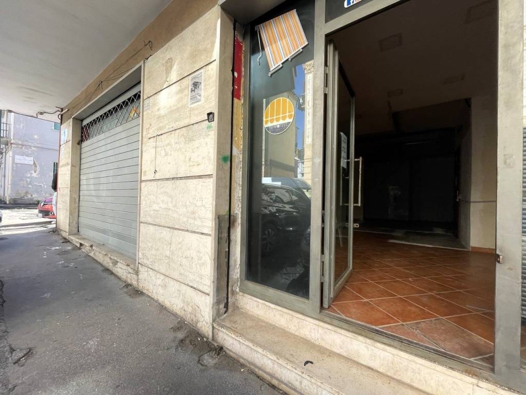 Immobile a Napoli in Via Attilio Perrone Capano, 2 - Foto 2