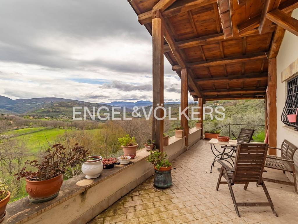Villa a Castelnuovo di farfa in Via Cornazzano - Foto 2