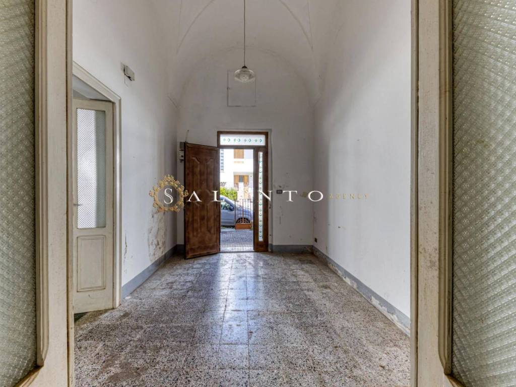 Casa indipendente a Castrignano del capo in Via Adua - Foto 4