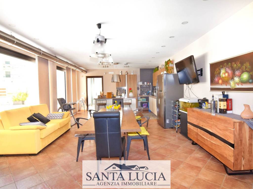 Appartamento a Canicattì in Via Alcide De Gasperi - Foto 2