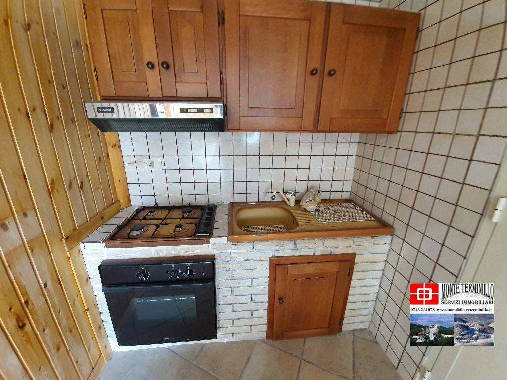 Appartamento a Rieti in Via Tre Faggi - Foto 2