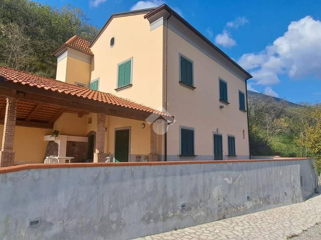 Villa a Nocera superiore in Via Citola - Foto 3