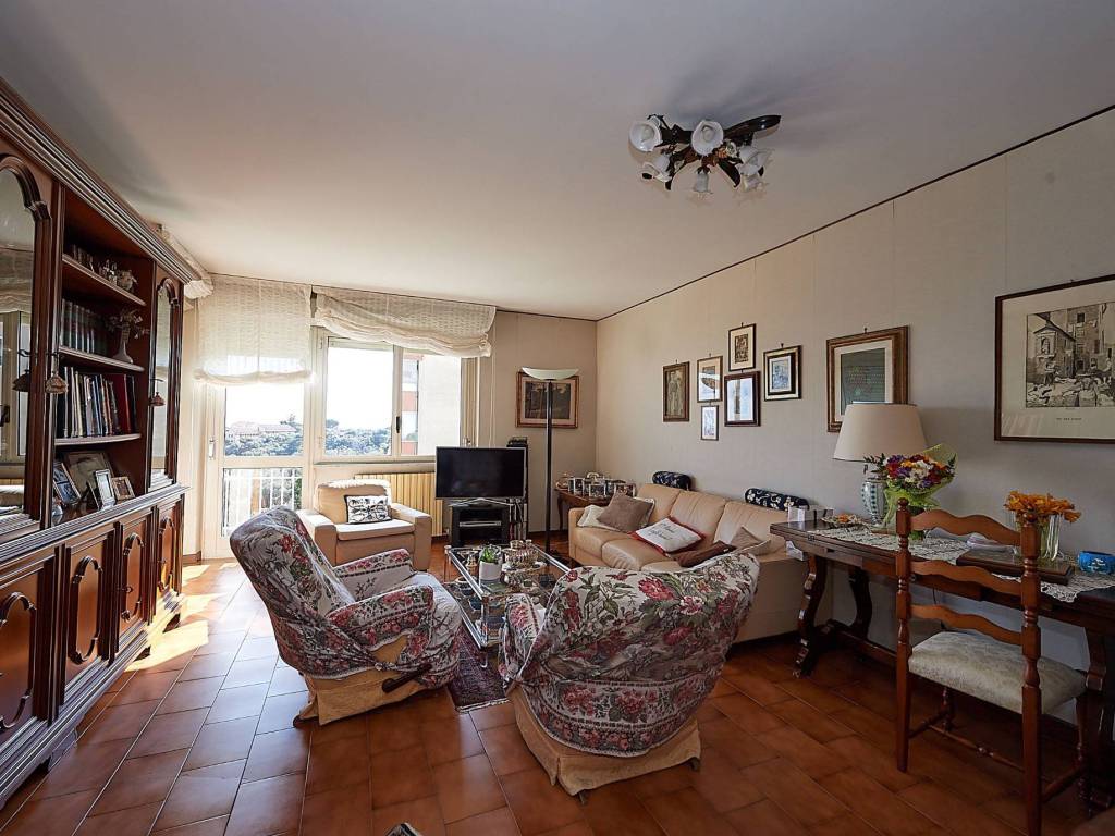 Appartamento a Celle ligure in Via Santi Giacomo e Filippo, 66 - Foto 4