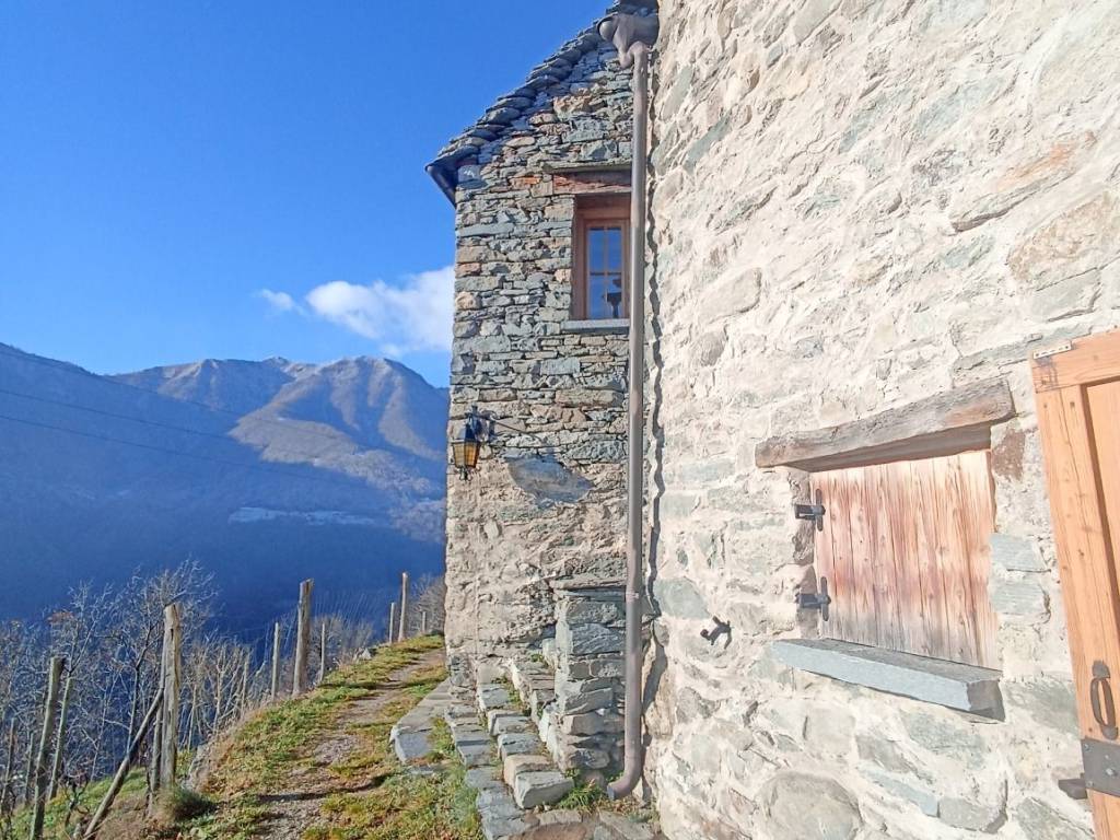 Rustico / casale a Domodossola in Borgata Monteossolano - Foto 5