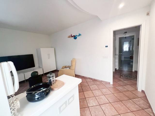 Appartamento a Riccione in Viale Ventimiglia, 3 - Foto 3