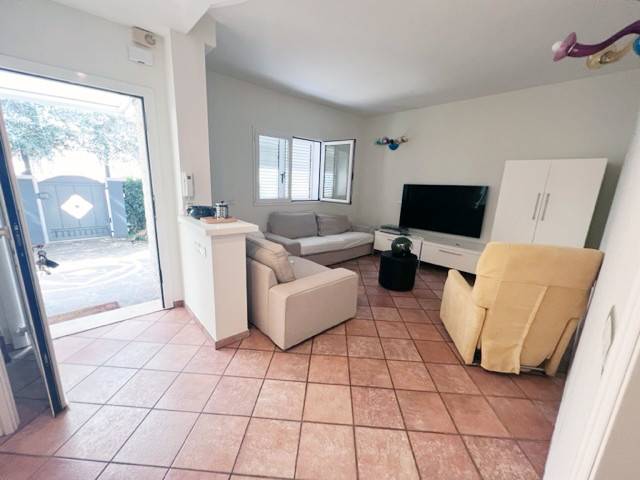 Appartamento a Riccione in Viale Ventimiglia, 3 - Foto 4
