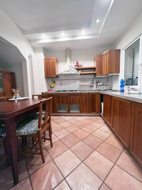 Appartamento a Riccione in Viale Ventimiglia, 3 - Foto 5