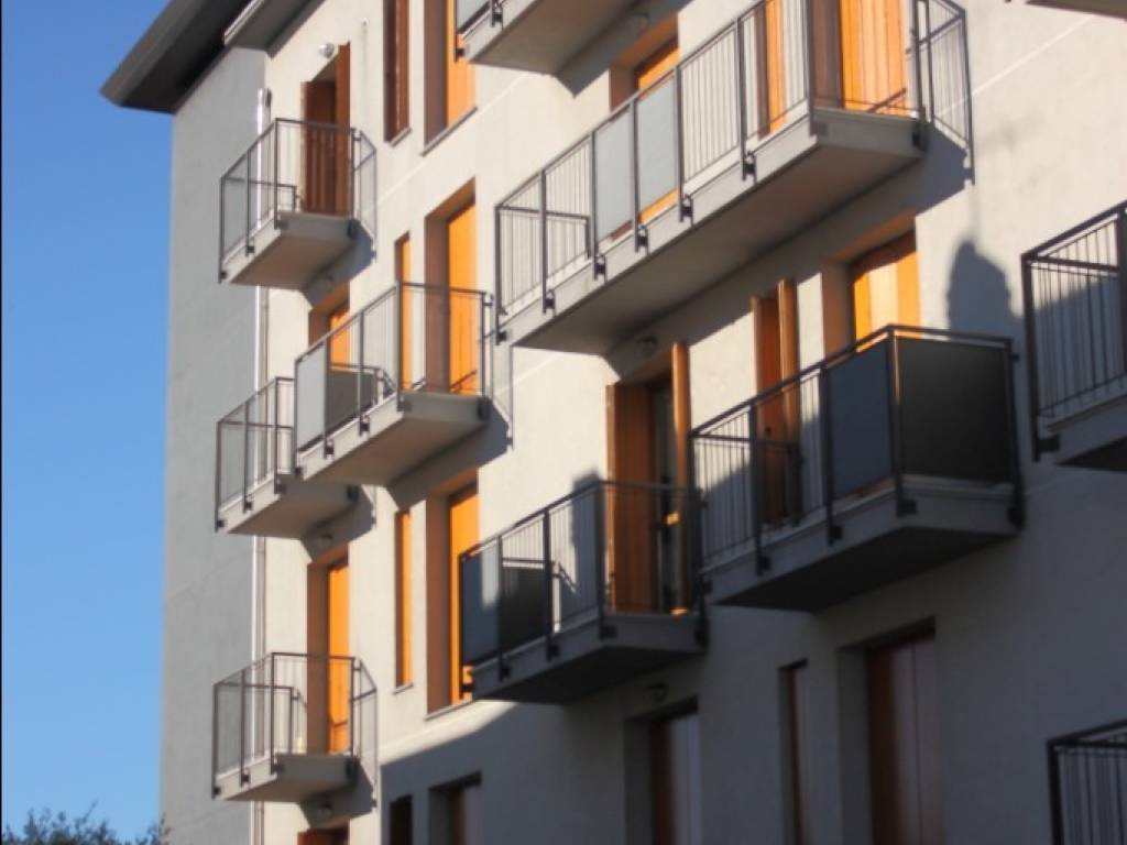 Appartamento a Seregno in Viale della Repubblica, 174 - Foto 2