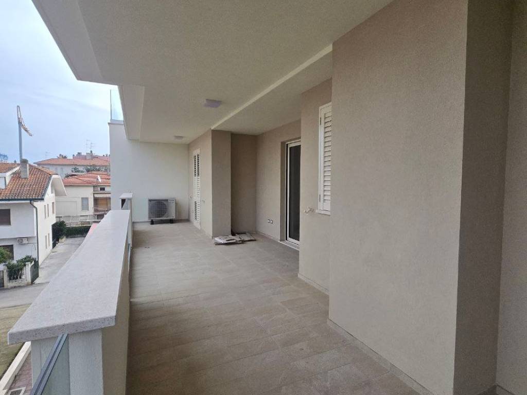 Appartamento a Tortoreto in Via Archimede - Foto 2