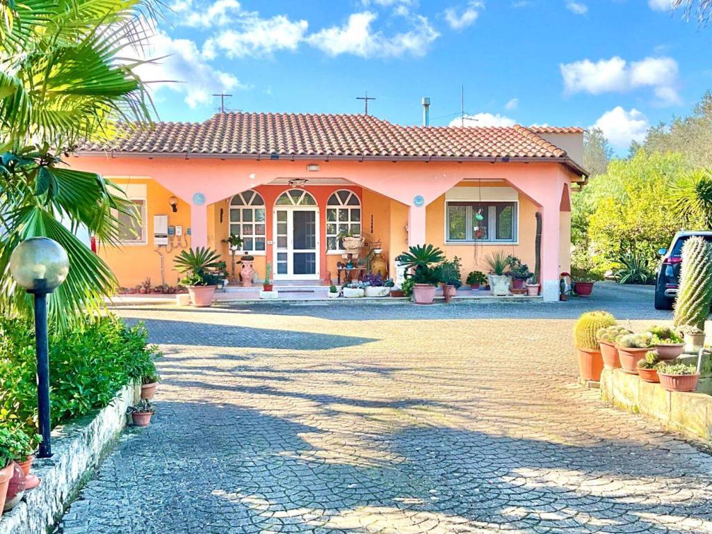 Villa a Latiano - Foto 2