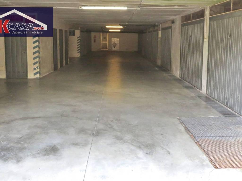 Box / garage a Monfalcone in Ugo Foscolo - Foto 5