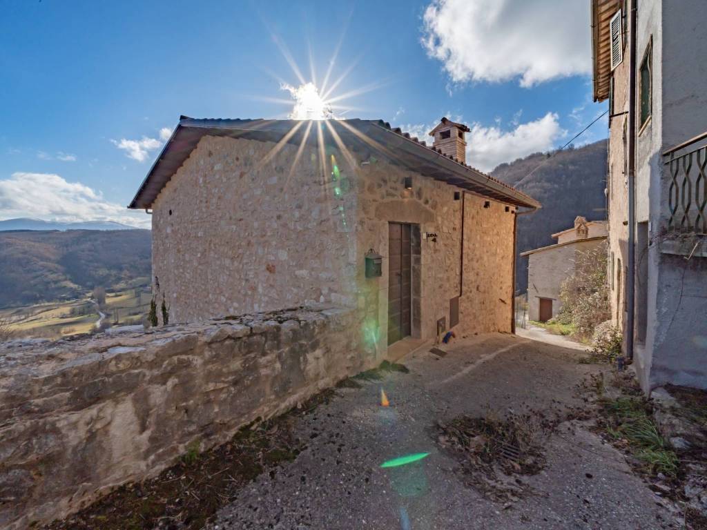 Casa indipendente a Sellano in Località Cammoro - Foto 2