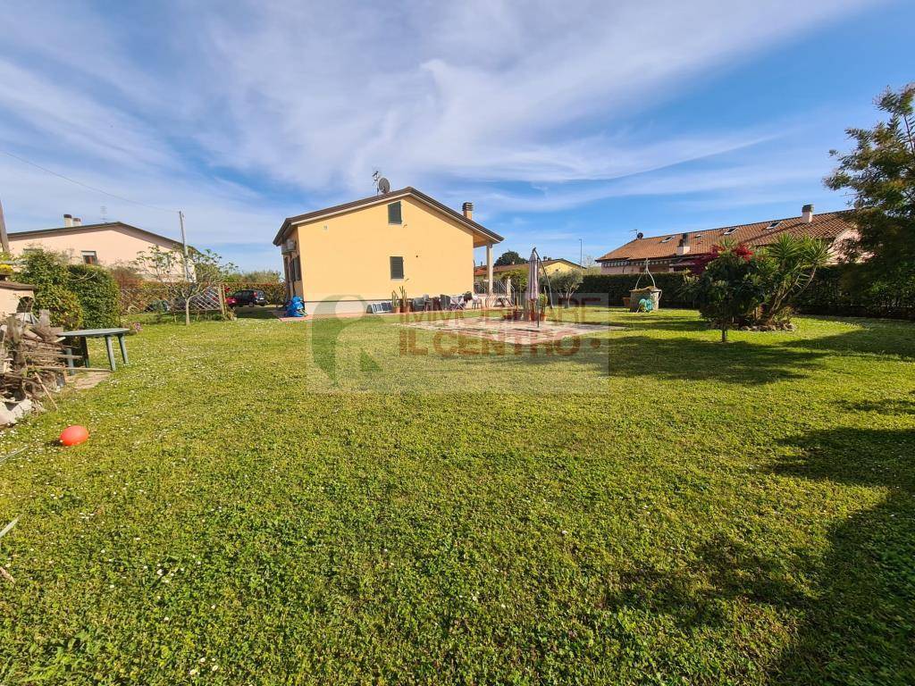 Casa indipendente a Sarzana - Foto 2