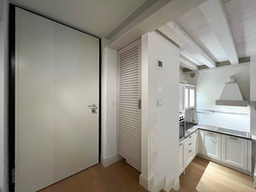 Appartamento a Verona in Vicoletto Cieco San Giuseppe, 3 - Foto 4