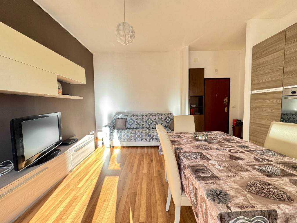 Appartamento a Corsico in Via Leonardo Da Vinci - Foto 3