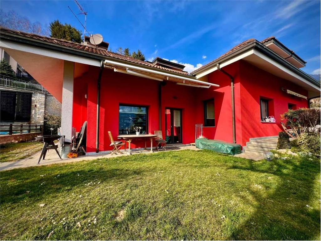 Villa a Aosta in via b. ph. bornyon - Foto 3