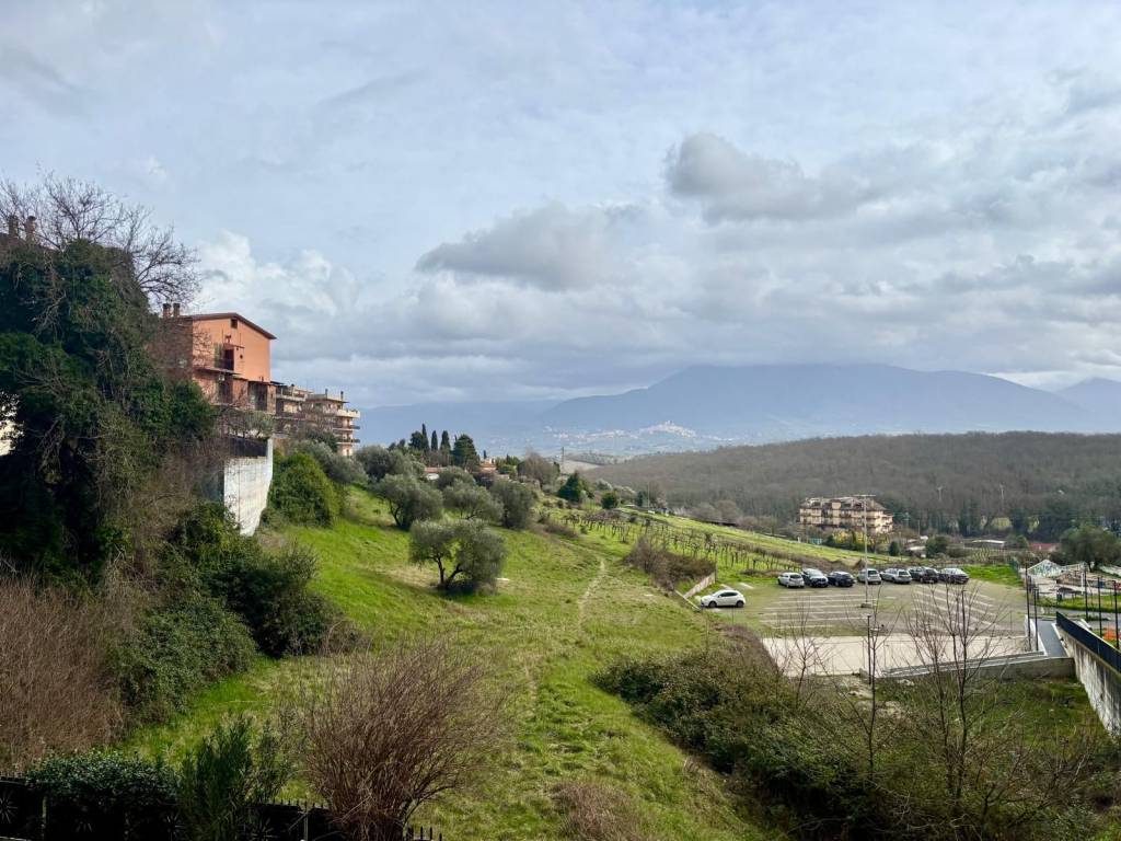 Appartamento a Mentana in Via Val di Passa - Foto 2