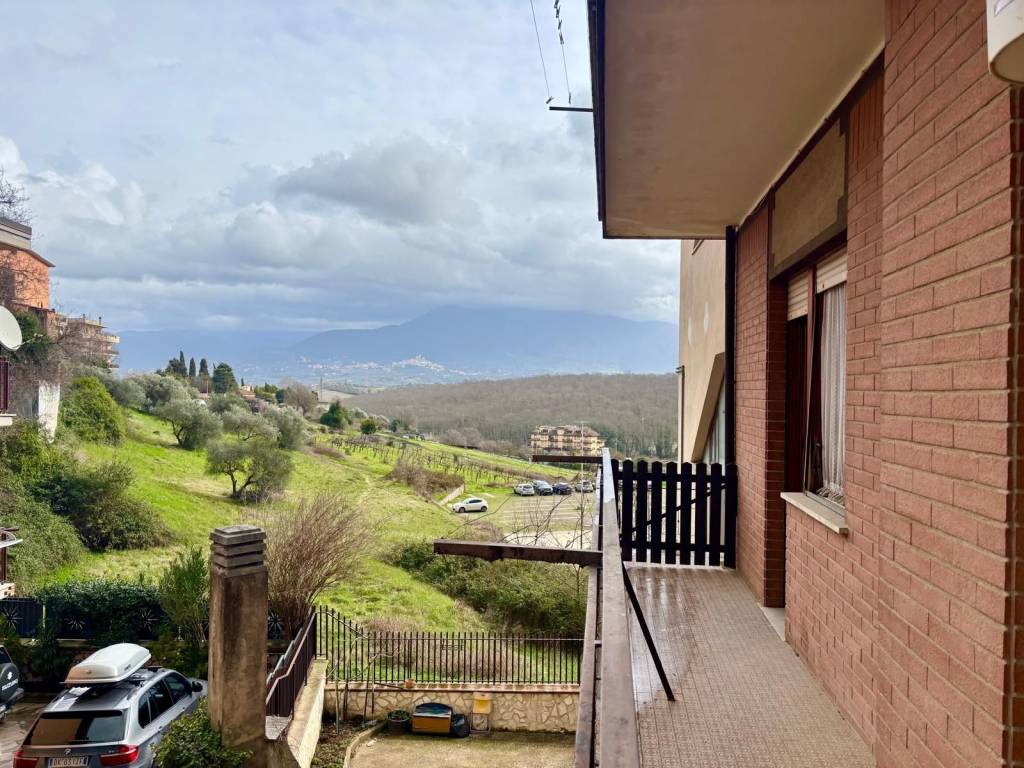 Appartamento a Mentana in Via Val di Passa - Foto 3