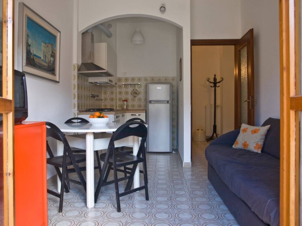 Appartamento a Celle ligure in Via Delfino, 44 - Foto 3