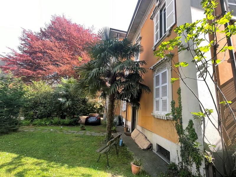 Villa a Besozzo in Via Roma, 17 - Foto 4
