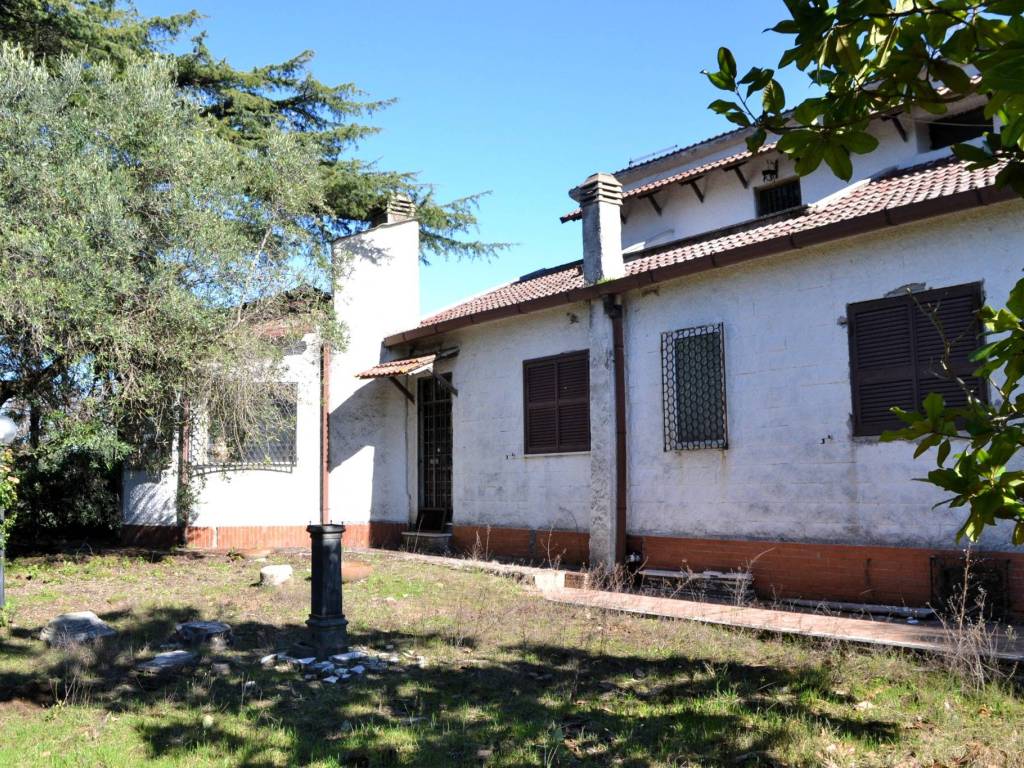 Villa a Capena in Via Provinciale Morlupo, 118 - Foto 3
