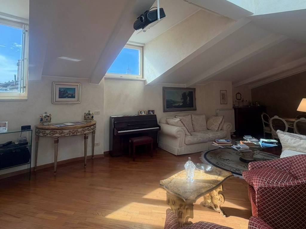 Rustico / casale a Siena in , - Foto 3