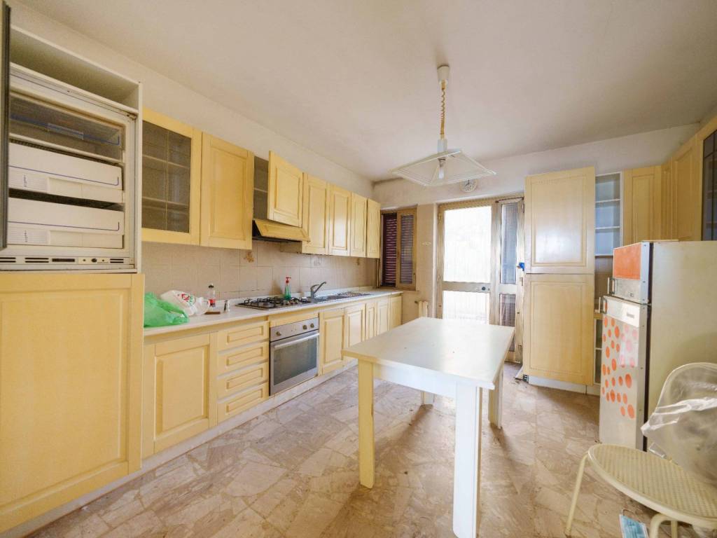 Casa indipendente a Roseto degli abruzzi in Corso Umberto I - Foto 2