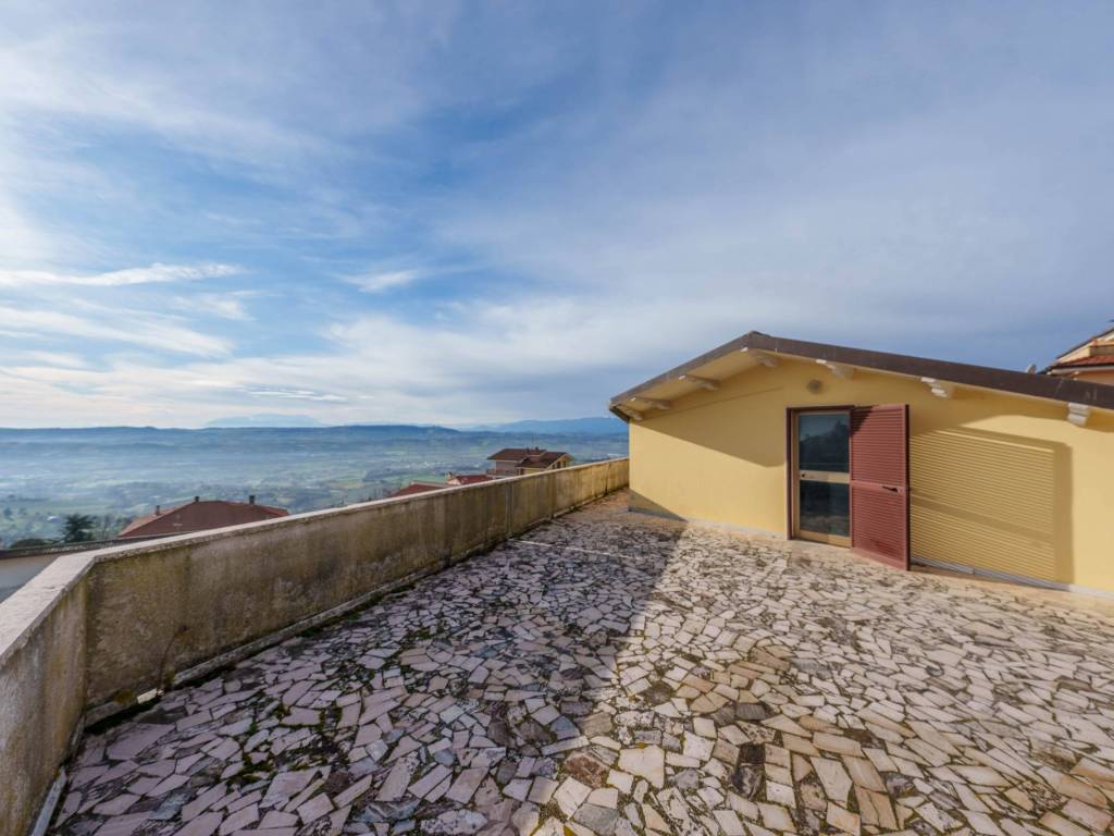 Casa indipendente a Roseto degli abruzzi in Corso Umberto I - Foto 5