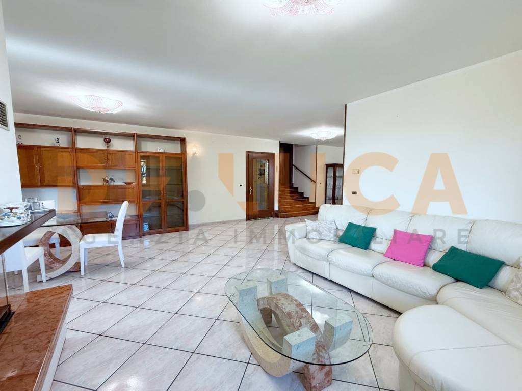 Villa a Pravisdomini in Via Pietro Sacilotto, 6 - Foto 3