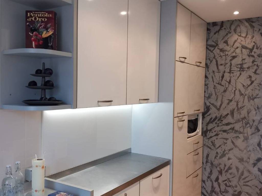 Appartamento a Verbania in Via Repubblica - Foto 4