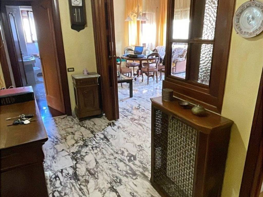 Appartamento a Frosinone in Viale Giuseppe Mazzini, 39 - Foto 2