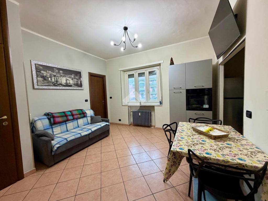 Appartamento a Moncalieri in Via Somalia, 39 - Foto 4