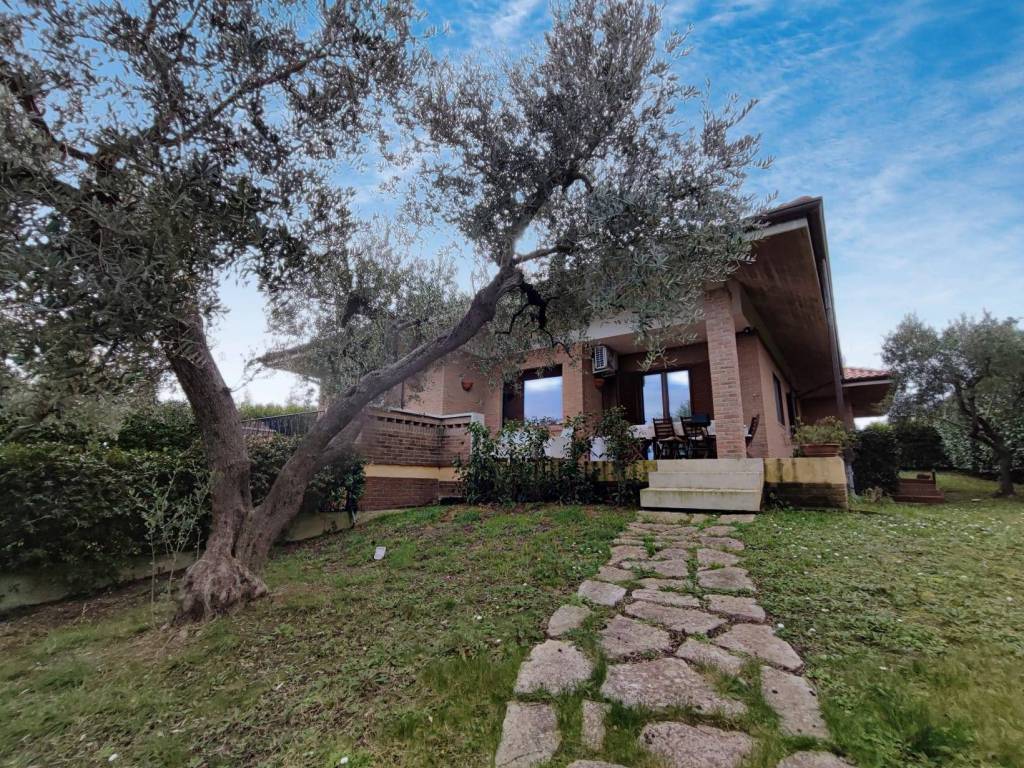 Villa a Torrevecchia teatina in Via Canale, 28 - Foto 2