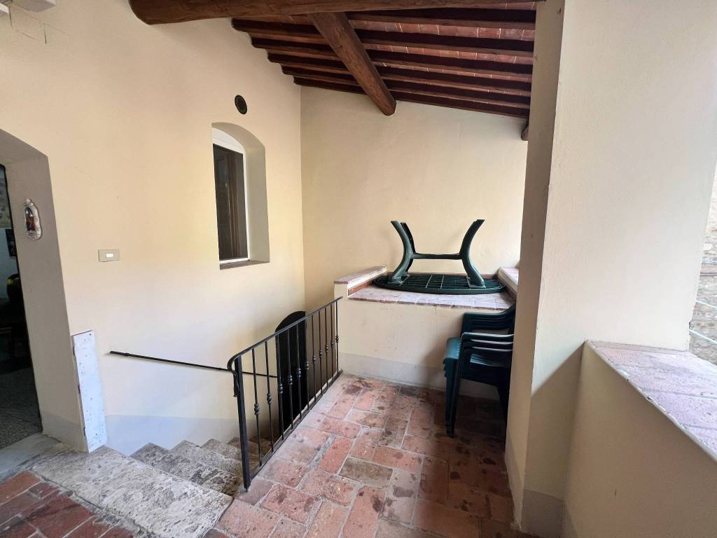 Appartamento a Castelnuovo berardenga in Via Roma - Foto 2