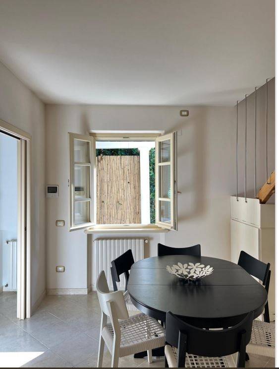 Villa a Forte dei marmi in Via Alessandro Volta, 2 - Foto 4