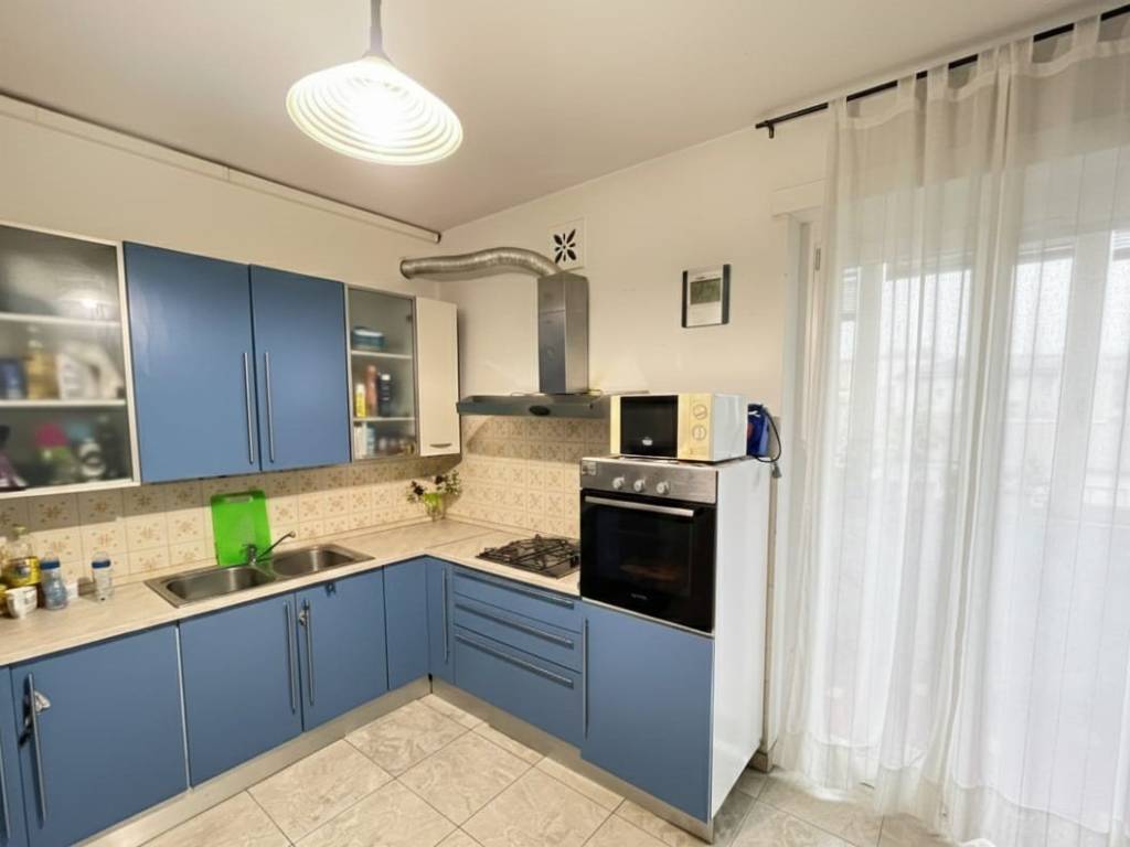 Appartamento a Montecchio maggiore in Viale Trieste - Foto 3