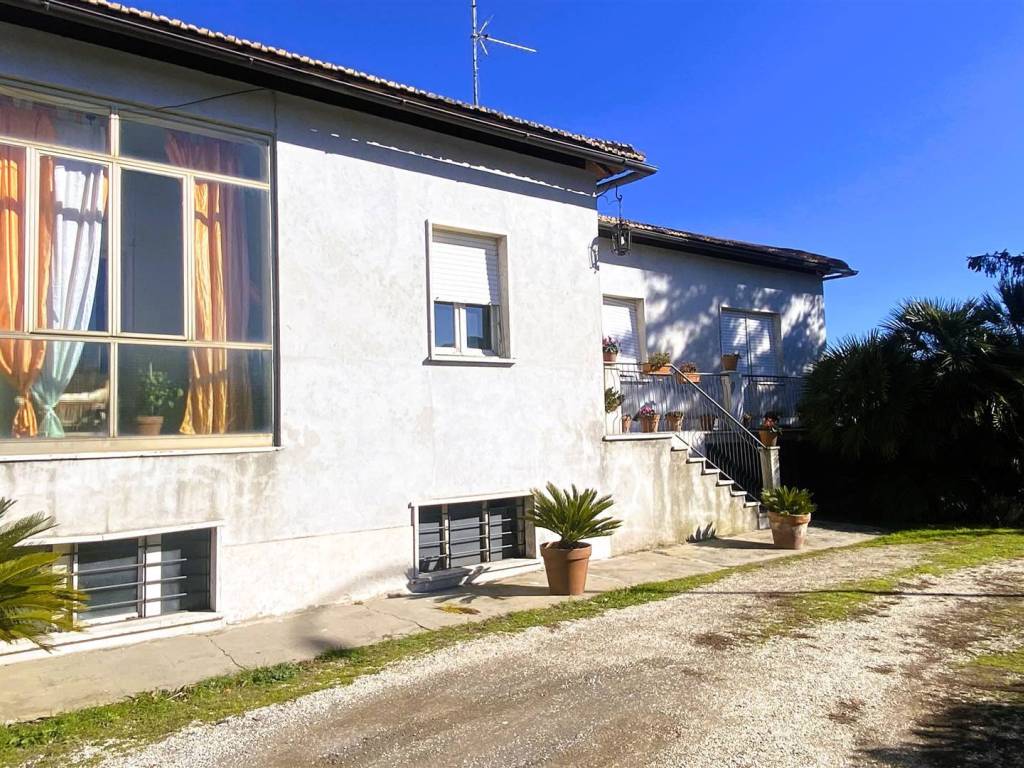Villa a Montefiascone in via Cassia Nuova - Foto 2
