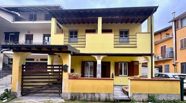 Casa indipendente a Galliate in Via Canonico Diana, 38 - Foto 5