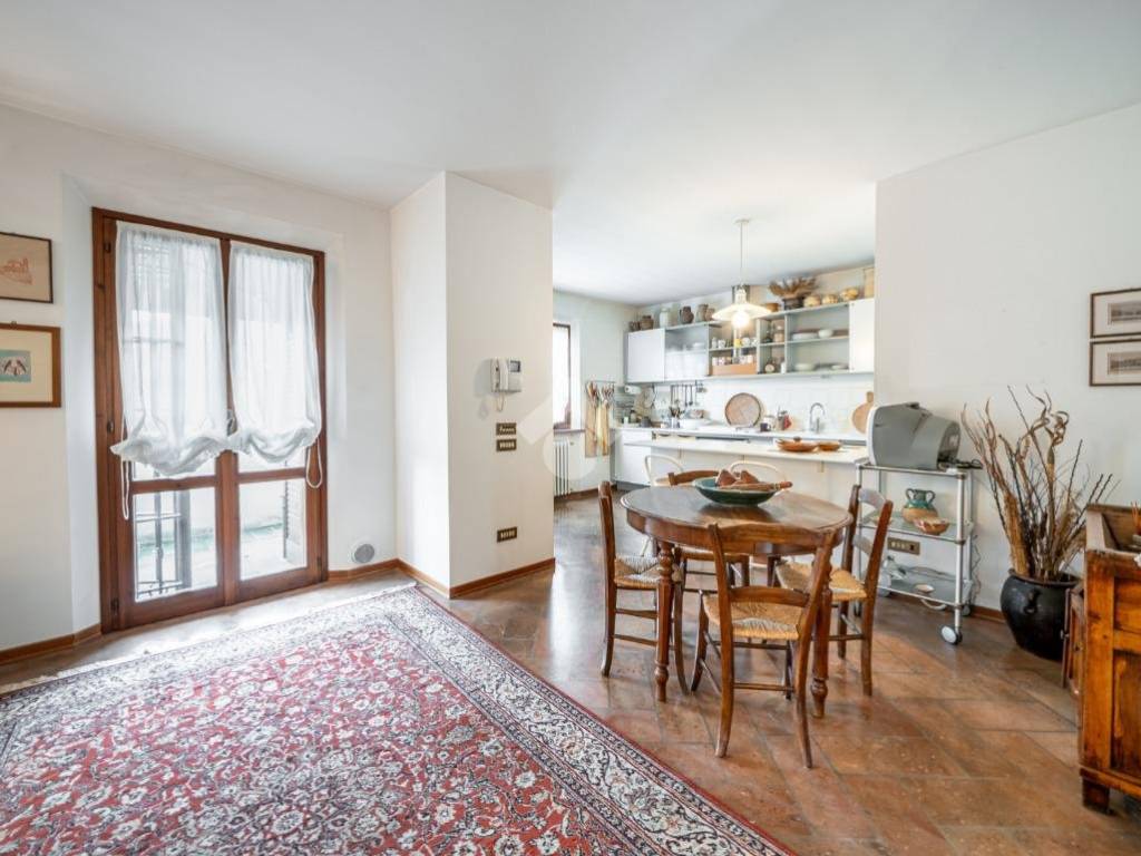 Villa a Vezzano sul crostolo in Via Roma Sud - Foto 3