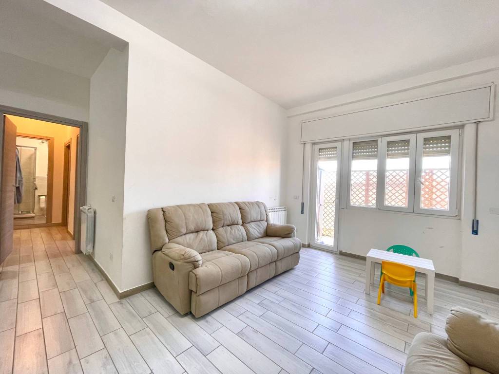 Appartamento a Ladispoli in Via Napoli - Foto 5